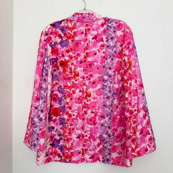 Pink floral blazer - Picture 10 of 15